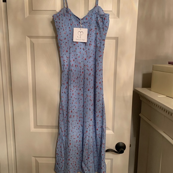 Three beautiful brand new silk dresses. From Born to Be Chic - Picture 2 of 6